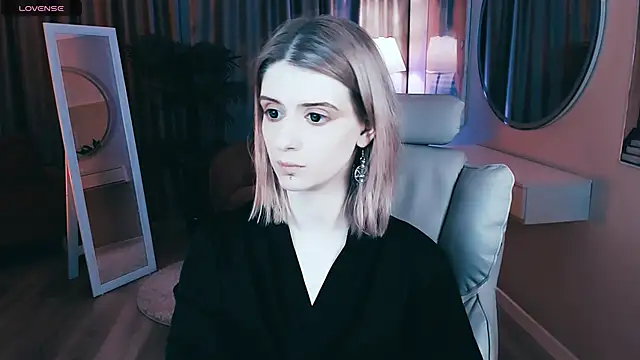 Snapshot of Noah_ElmerX chatting on 03/16/25, 04:12 Noah ElmerX online show from 03/16/25, 04:12