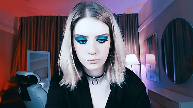 Snapshot of Noah_ElmerX chatting on 03/18/25, 05:21 Noah ElmerX online show from 03/18/25, 05:21