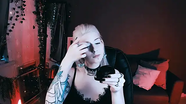 Snapshot of Noah_ElmerX chatting on 09/12/25, 04:07 Noah ElmerX online show from 09/12/25, 04:07