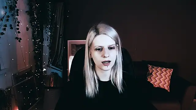 Snapshot of Noah_ElmerX chatting on 09/27/25, 04:23 Noah ElmerX online show from 09/27/25, 04:23