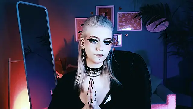 Snapshot of Noah_ElmerX chatting on 10/15/25, 03:12 Noah ElmerX online show from 10/15/25, 03:12