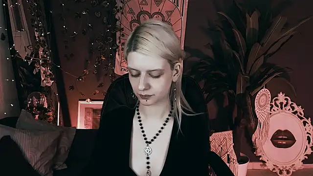 Noah ElmerX online show from 11/22/25, 08:30