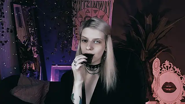 Noah ElmerX online show from 11/23/25, 10:09