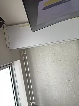 YesTheSexiest online show from 02/04/26, 12:11