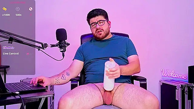 Snapshot of jax_luna chatting on 12/06/24, 06:04 jax luna online show from 12/06/24, 06:04