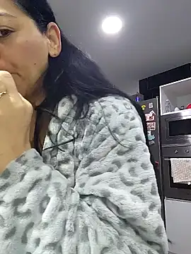 Snapshot of bruneta_sexy23 chatting on 02/08/25, 04:25 bruneta sexy23 online show from 02/08/25, 04:25