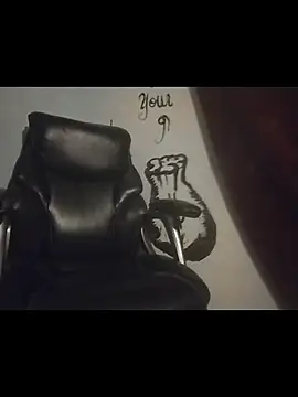 Snapshot of Cushington chatting on 03/09/26, 12:36 Cushington online show from 03/09/26, 12:36