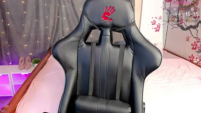 Snapshot of Michel_Momsen chatting on 03/30/26, 12:06 Michel Momsen online show from 03/30/26, 12:06