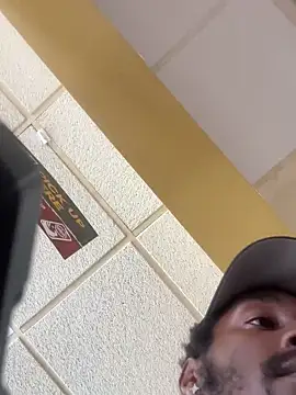 ITSONLYKENNY online show from 02/13/25, 06:27