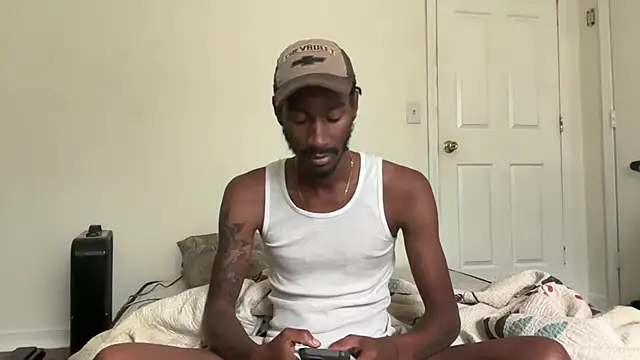 ITSONLYKENNY online show from 10/01/25, 05:19