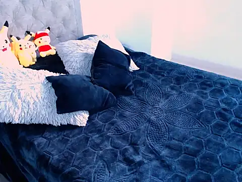 Snapshot of diana__34 chatting on 04/14/26, 10:49 diana 34 online show from 04/14/26, 10:49