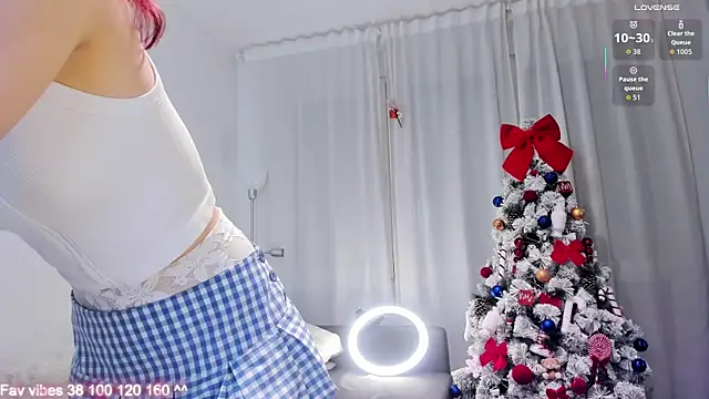 elizziMeiko   online show from 12/19/25, 04:52