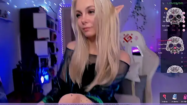 Snapshot of Fridart-house_Fortuna chatting on 04/14/26, 02:56 Fridart-house Fortuna online show from 04/14/26, 02:56