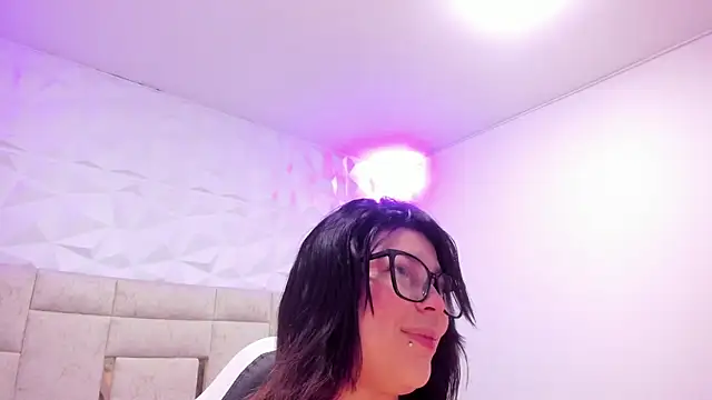 PauletteJ online show from 11/29/25, 11:35