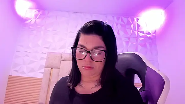 PauletteJ online show from 04/14/26, 11:49