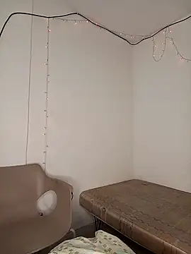 Snapshot of Miss-boobs chatting on 12/05/24, 08:55 Miss-boobs online show from 12/05/24, 08:55