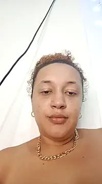 Snapshot of Miss-boobs chatting on 12/12/24, 11:25 Miss-boobs online show from 12/12/24, 11:25