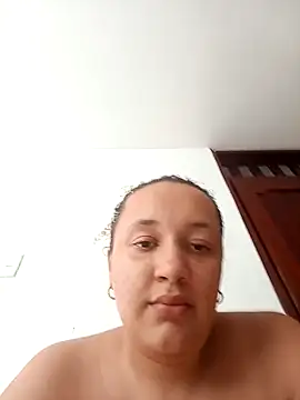 Snapshot of Miss-boobs chatting on 01/16/25, 07:52 Miss-boobs online show from 01/16/25, 07:52