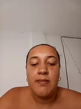 Snapshot of Miss-boobs chatting on 02/16/25, 09:16 Miss-boobs online show from 02/16/25, 09:16