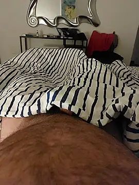 Snapshot of Ettarak chatting on 11/20/25, 12:33 Ettarak online show from 11/20/25, 12:33