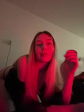 VeraSerephina online show from 03/16/25, 09:05