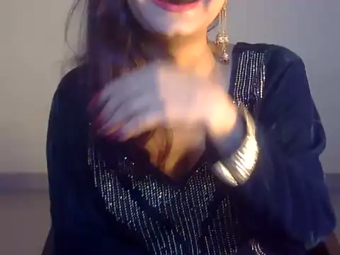 Snapshot of Lusty_Wife1 chatting on 12/28/24, 09:20 Lusty Wife1 online show from 12/28/24, 09:20