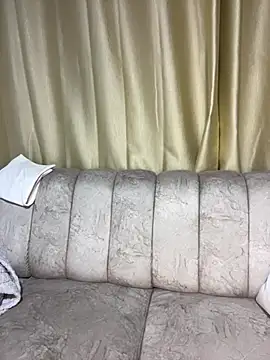 Snapshot of AgathaGeorgiou chatting on 10/28/25, 11:07 AgathaGeorgiou online show from 10/28/25, 11:07