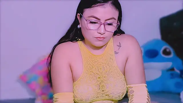 Snapshot of KathieBurning chatting on 02/19/25, 03:38 KathieBurning online show from 02/19/25, 03:38