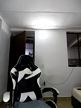 Snapshot of KathieBurning chatting on 03/15/25, 01:19 KathieBurning online show from 03/15/25, 01:19