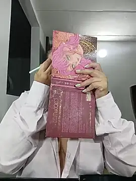 Snapshot of KathieBurning chatting on 09/24/25, 07:06 KathieBurning online show from 09/24/25, 07:06