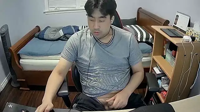 Snapshot of Koreanboy171 chatting on 03/14/26, 03:34 Koreanboy171 online show from 03/14/26, 03:34