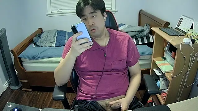 Snapshot of Koreanboy171 chatting on 03/24/26, 03:11 Koreanboy171 online show from 03/24/26, 03:11