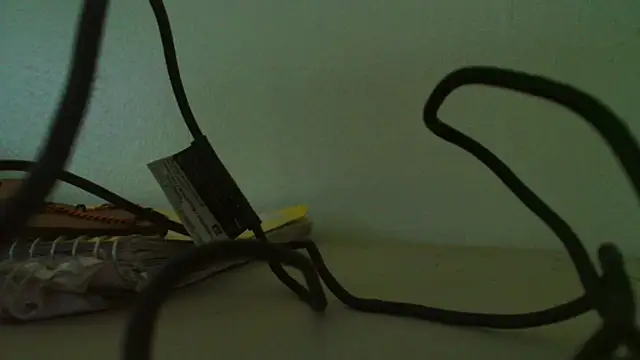 Snapshot of brdot_ chatting on 04/08/26, 12:05 brdot online show from 04/08/26, 12:05