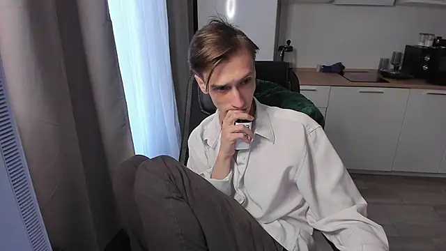 Snapshot of Rick_Reed chatting on 09/28/25, 04:07 Rick Reed online show from 09/28/25, 04:07