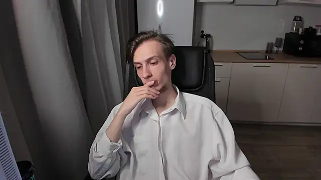 Snapshot of Rick_Reed chatting on 10/21/25, 09:04 Rick Reed online show from 10/21/25, 09:04