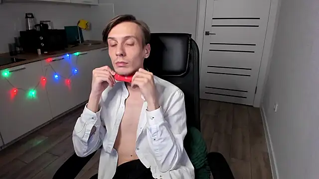 Snapshot of Rick_Reed chatting on 11/13/25, 11:25 Rick Reed online show from 11/13/25, 11:25