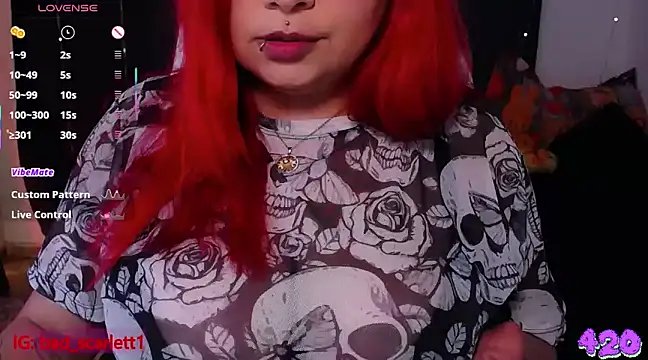 Snapshot of bad_scarlett1 chatting on 03/11/25, 12:00 bad scarlett1 online show from 03/11/25, 12:00