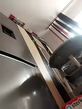 Snapshot of Mira_bel chatting on 09/17/25, 11:23 Mira bel online show from 09/17/25, 11:23