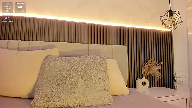 SHANONCLARK online show from 10/15/25, 07:03