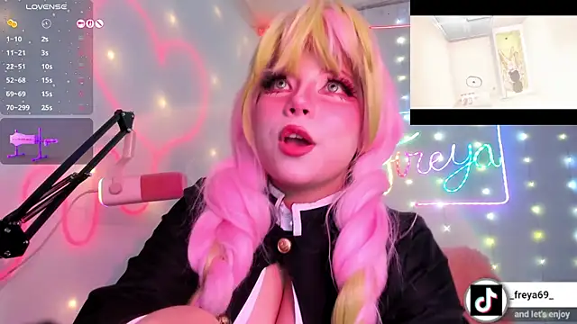 Snapshot of Sweet_freya1 chatting on 03/21/26, 12:15 Sweet freya1 online show from 03/21/26, 12:15