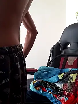 Snapshot of Aron_Baylor chatting on 04/09/26, 07:19 Aron Baylor online show from 04/09/26, 07:19