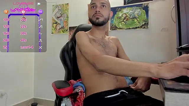 Snapshot of Aron_Baylor chatting on 04/27/26, 06:11 Aron Baylor online show from 04/27/26, 06:11