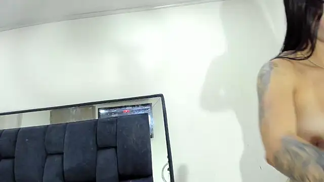 AntonelaNeri online show from 10/07/25, 01:08