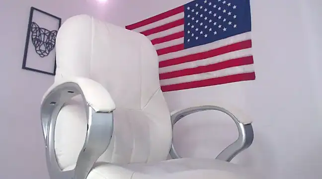 Snapshot of taylor_cruz chatting on 01/16/25, 03:23 taylor cruz online show from 01/16/25, 03:23