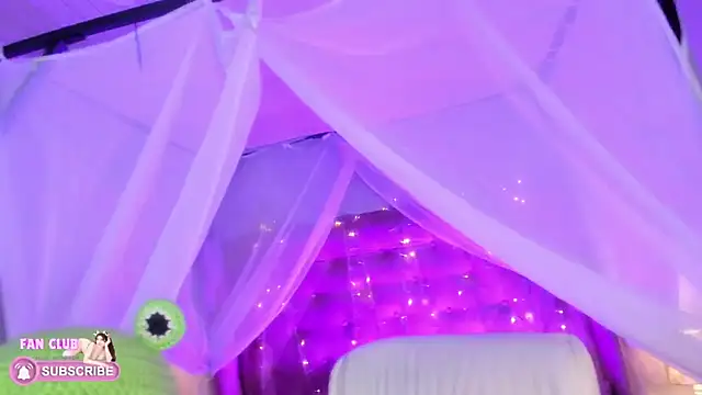 Ellie Jhonson   online show from 02/03/25, 12:03