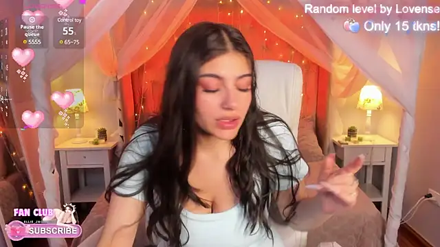 Ellie Jhonson   online show from 03/04/25, 03:15