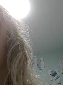 Linda Gregory online show from 03/07/25, 01:42