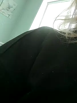 Linda Gregory online show from 03/19/25, 10:11