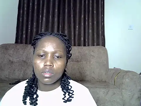 Snapshot of AurelAda chatting on 11/06/25, 11:26 AurelAda online show from 11/06/25, 11:26