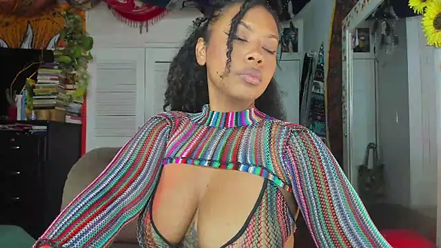 Snapshot of ElizaGrey_ chatting on 02/19/25, 11:28 ElizaGrey online show from 02/19/25, 11:28